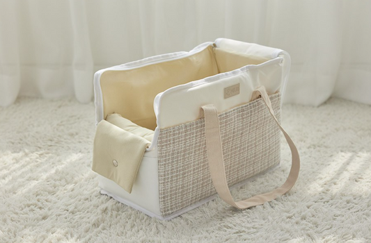 pet carrier